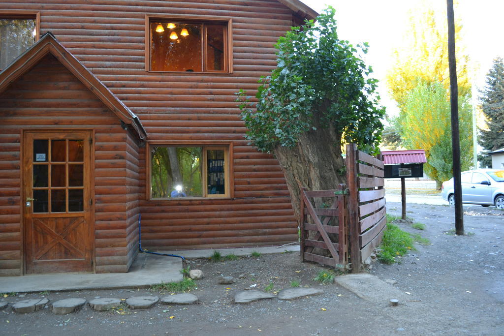 Camping Y Hostal El Ovejero El Calafate Exterior foto